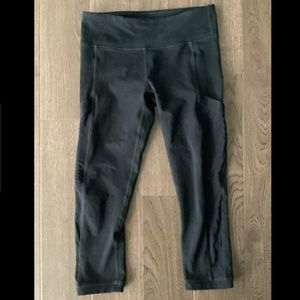 Fabletics capri legging